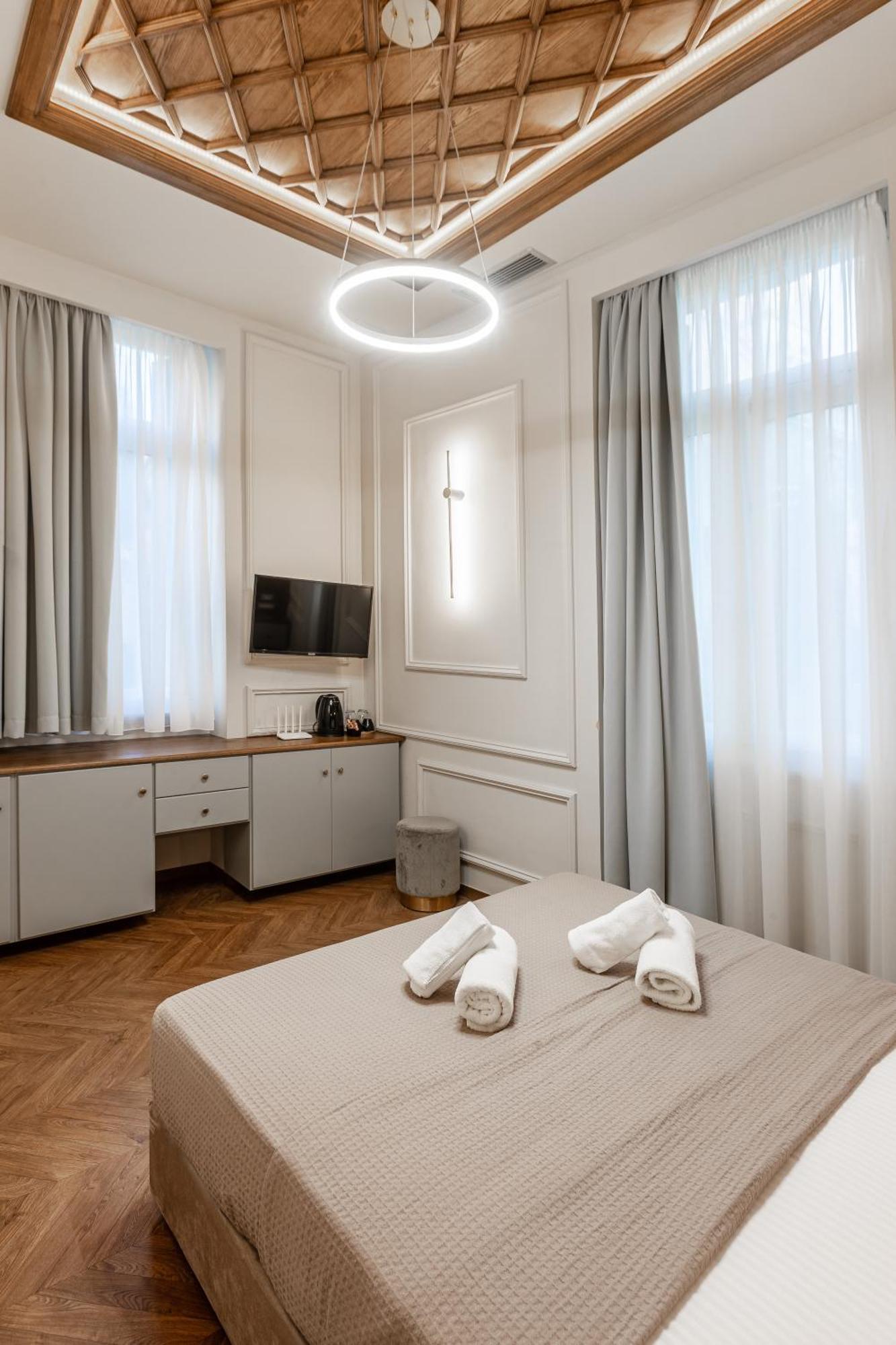 King Othon Boutique Hotel 纳夫普利翁 外观 照片
