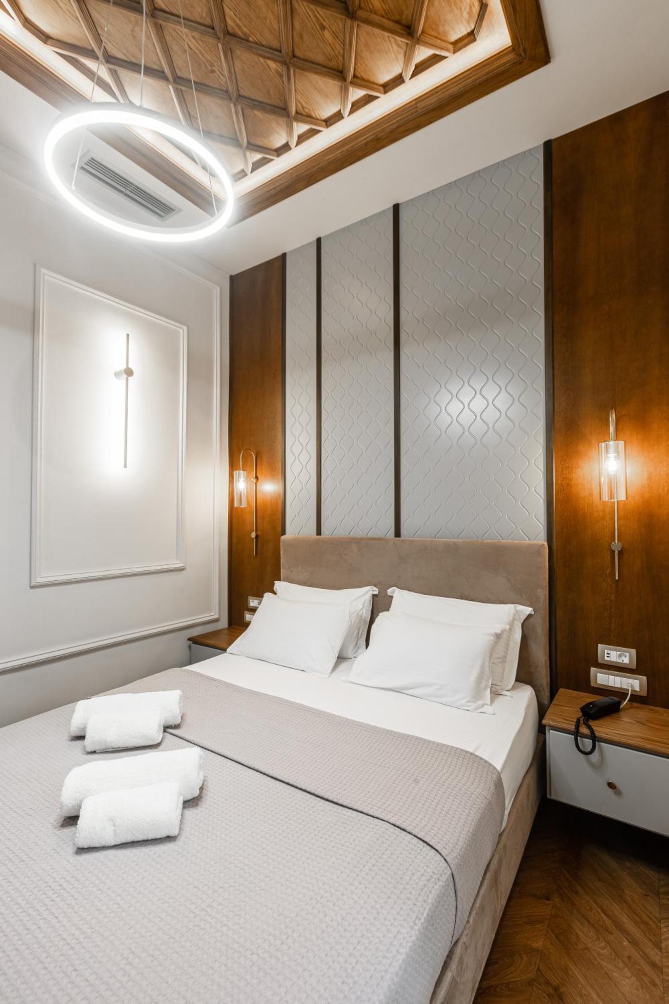 King Othon Boutique Hotel 纳夫普利翁 外观 照片